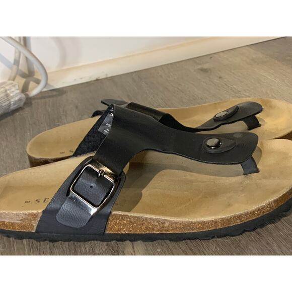 Serra Women's Thong Adjustable Buckle Strap Slip-On Flat Sandals Black Size 8 M - Picture 3 of 5